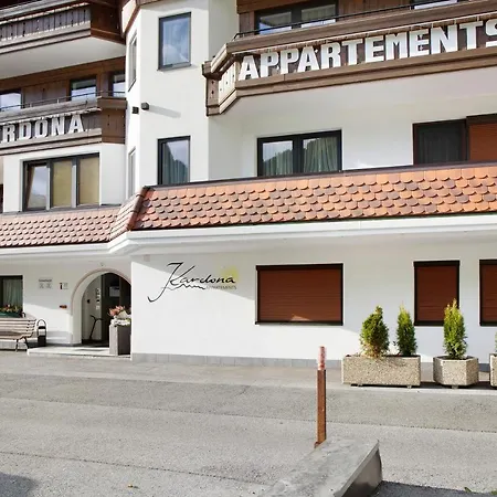 101 Hotel *